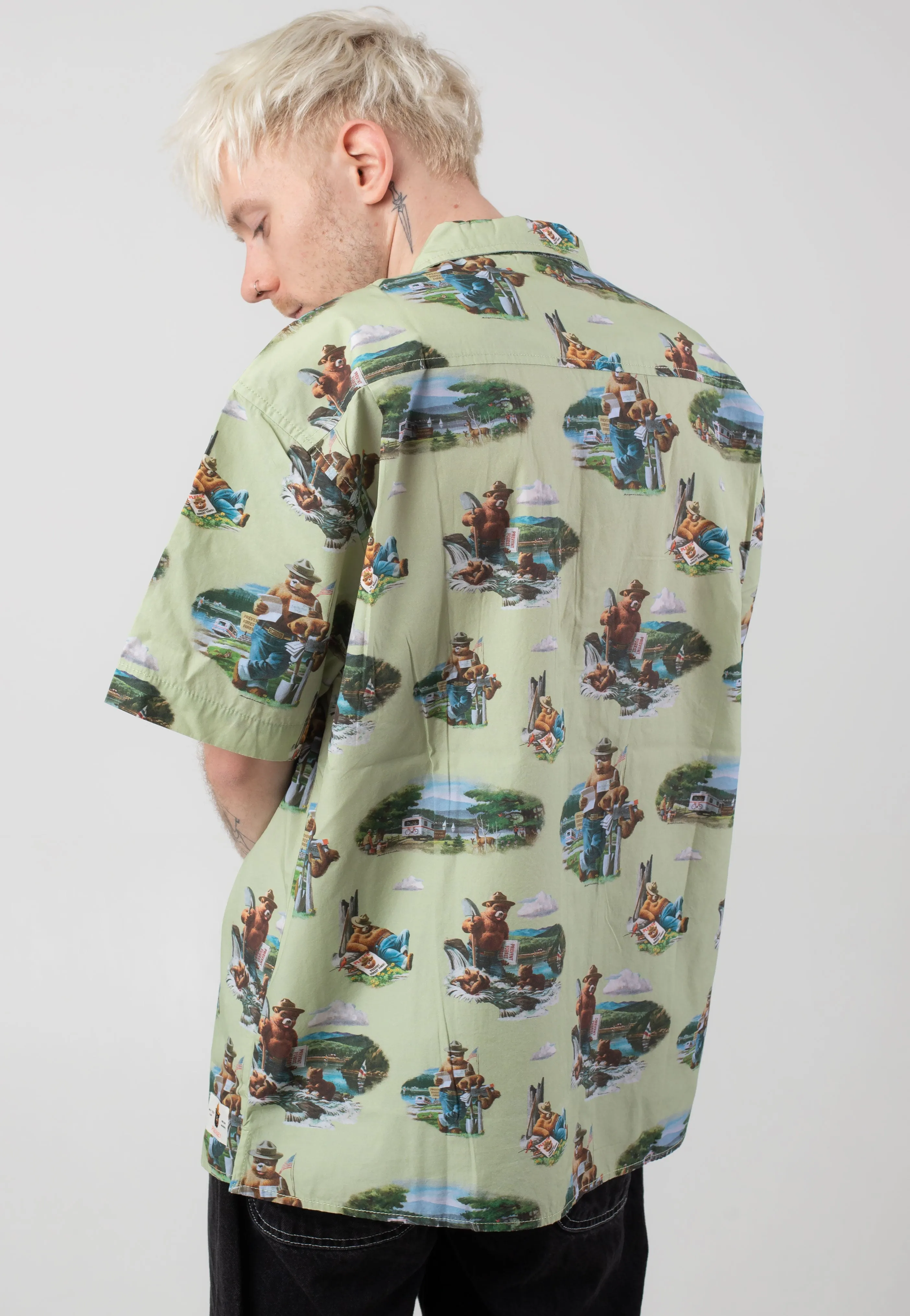 Element x Smokey Bear -  Camp Oyster Gray - Shirt