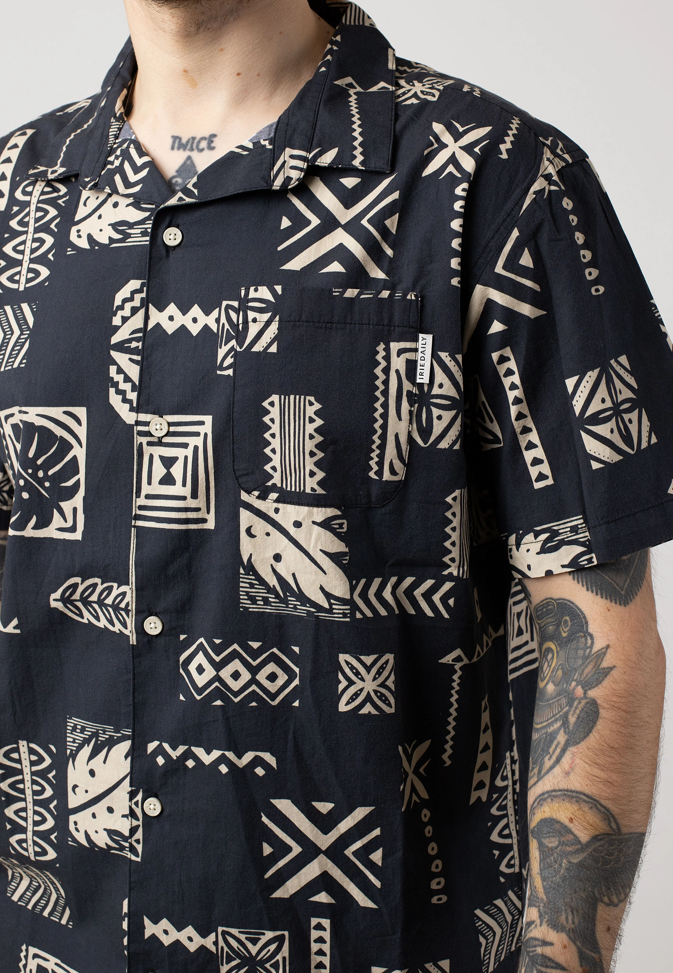Iriedaily - Resorio Black - Shirt