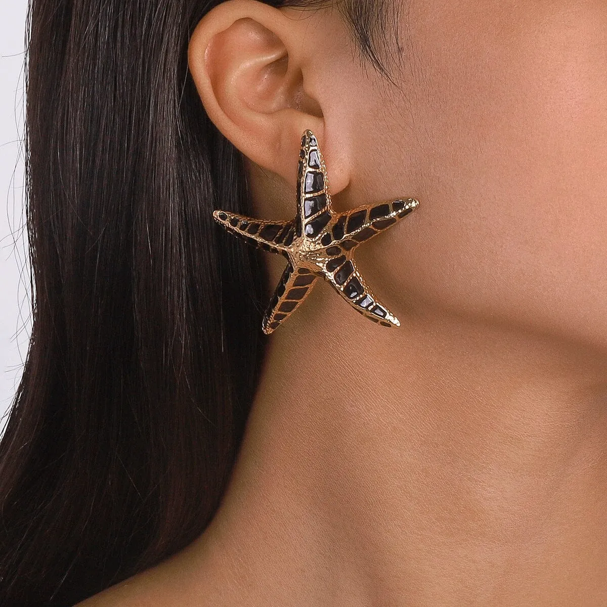 STARFISH EARRINGS IN BLACK Gloria Lanvin